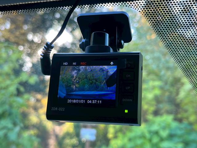 ＩＳ ＩＳ３００ｈ　全国１年保証・ＢＢＳホイール・純正ナビ・バックカメラ・地デジＴＶ・ドライブレコーダー・Ｂｌｕｅｔｏｏｔｈ・ハーフレザーシート・ＥＴＣ・クルーズコントロール・ＬＥＤヘッドライト・フロントスポイラー（16枚目）