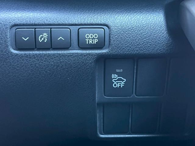 ＩＳ ＩＳ３００ｈ　全国１年保証・ＢＢＳホイール・純正ナビ・バックカメラ・地デジＴＶ・ドライブレコーダー・Ｂｌｕｅｔｏｏｔｈ・ハーフレザーシート・ＥＴＣ・クルーズコントロール・ＬＥＤヘッドライト・フロントスポイラー（31枚目）