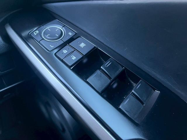 ＩＳ ＩＳ３００ｈ　全国１年保証・ＢＢＳホイール・純正ナビ・バックカメラ・地デジＴＶ・ドライブレコーダー・Ｂｌｕｅｔｏｏｔｈ・ハーフレザーシート・ＥＴＣ・クルーズコントロール・ＬＥＤヘッドライト・フロントスポイラー（35枚目）