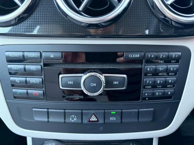 Ｂクラス Ｂ１８０　ブルーエフィシェンシー　純正ナビ・地デジＴＶ・ＥＴＣ・バックカメラ・Ｂｌｕｅｔｏｏｔｈオーディオ・パドルシフト・純正１８インチＡＷ・ユーザー買取車・スペアキー・オートライト・電動格納ミラー・ステアリングスイッチ（14枚目）