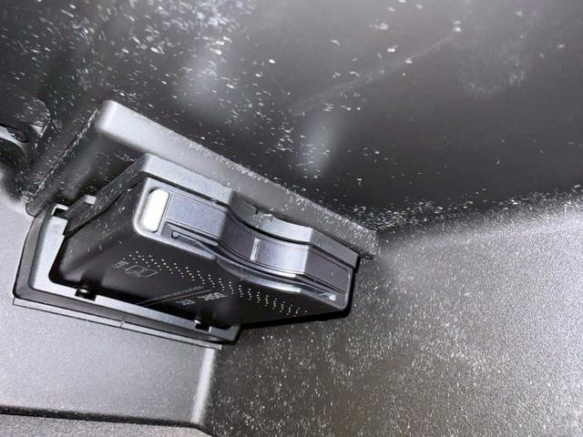 Ｂクラス Ｂ１８０　ブルーエフィシェンシー　純正ナビ・地デジＴＶ・ＥＴＣ・バックカメラ・Ｂｌｕｅｔｏｏｔｈオーディオ・パドルシフト・純正１８インチＡＷ・ユーザー買取車・スペアキー・オートライト・電動格納ミラー・ステアリングスイッチ（20枚目）