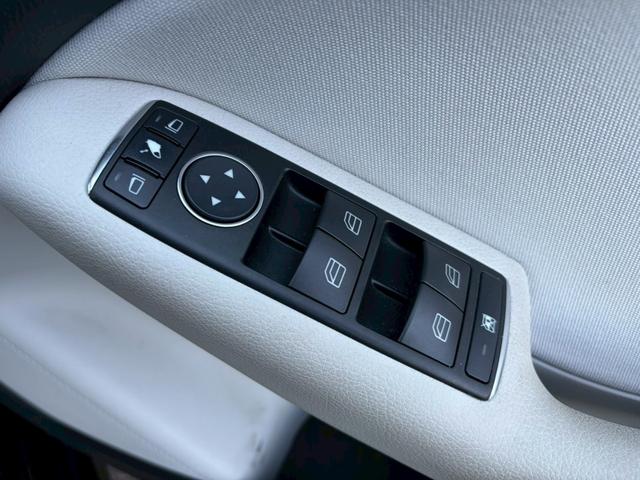 Ｂクラス Ｂ１８０　ブルーエフィシェンシー　純正ナビ・地デジＴＶ・ＥＴＣ・バックカメラ・Ｂｌｕｅｔｏｏｔｈオーディオ・パドルシフト・純正１８インチＡＷ・ユーザー買取車・スペアキー・オートライト・電動格納ミラー・ステアリングスイッチ（22枚目）