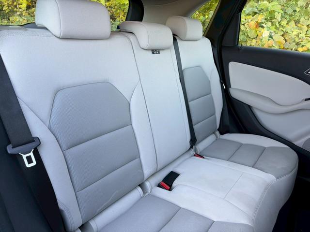 Ｂクラス Ｂ１８０　ブルーエフィシェンシー　純正ナビ・地デジＴＶ・ＥＴＣ・バックカメラ・Ｂｌｕｅｔｏｏｔｈオーディオ・パドルシフト・純正１８インチＡＷ・ユーザー買取車・スペアキー・オートライト・電動格納ミラー・ステアリングスイッチ（32枚目）