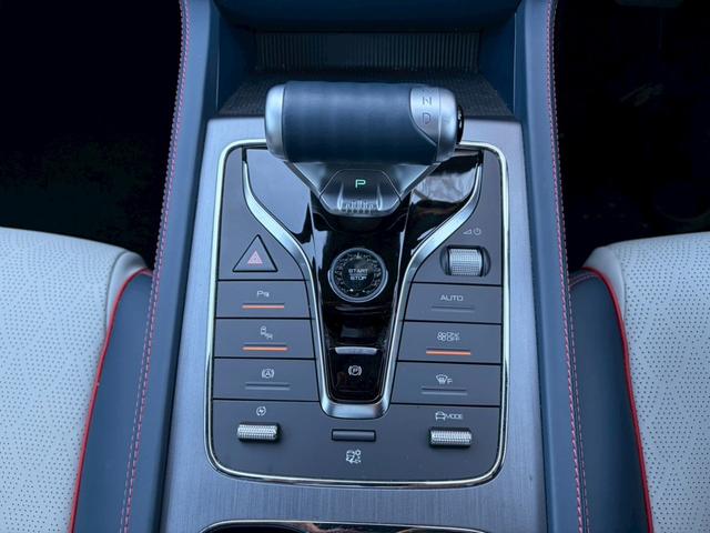 ＡＴＴＯ　３ ベースグレード　ワンオーナー車・サンルーフ・レザーシート・ＥＴＣ・３６０°カメラ・ＬＥＤヘッドライト・ルーフレール・純正１８インチＡＷ・パワーバックドア・クリアランスソナー・パワーシート・ブラインドスポットモニター・（13枚目）