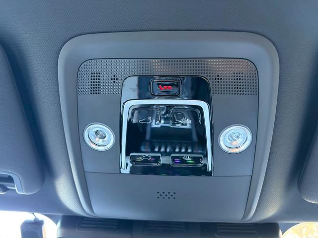 ＡＴＴＯ　３ ベースグレード　ワンオーナー車・サンルーフ・レザーシート・ＥＴＣ・３６０°カメラ・ＬＥＤヘッドライト・ルーフレール・純正１８インチＡＷ・パワーバックドア・クリアランスソナー・パワーシート・ブラインドスポットモニター・（17枚目）