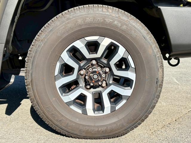 ランドクルーザー70 AX 全国1年保証・デフロック・純正ナビ・地デジTV・バックカメラ・ドライブレコーダー・ハーフレザーシート・LEDヘッドライト・ETC・クルーズコントロール・純正アルミホイール・USB端子・ユーザー買取車(10枚目)