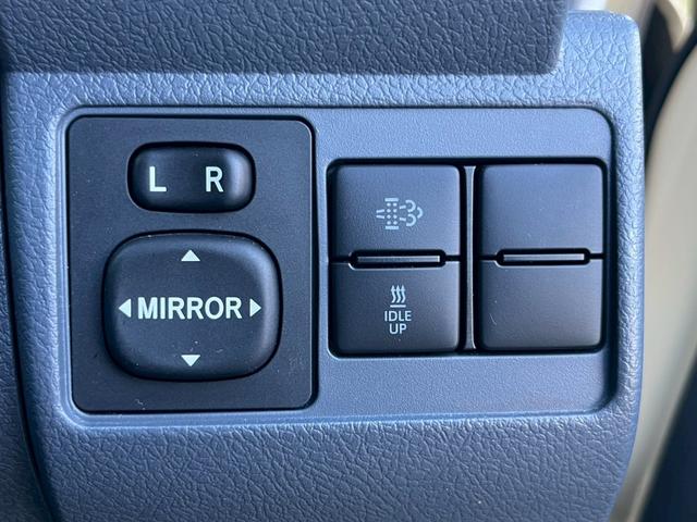 ランドクルーザー70 AX 全国1年保証・デフロック・純正ナビ・地デジTV・バックカメラ・ドライブレコーダー・ハーフレザーシート・LEDヘッドライト・ETC・クルーズコントロール・純正アルミホイール・USB端子・ユーザー買取車(28枚目)