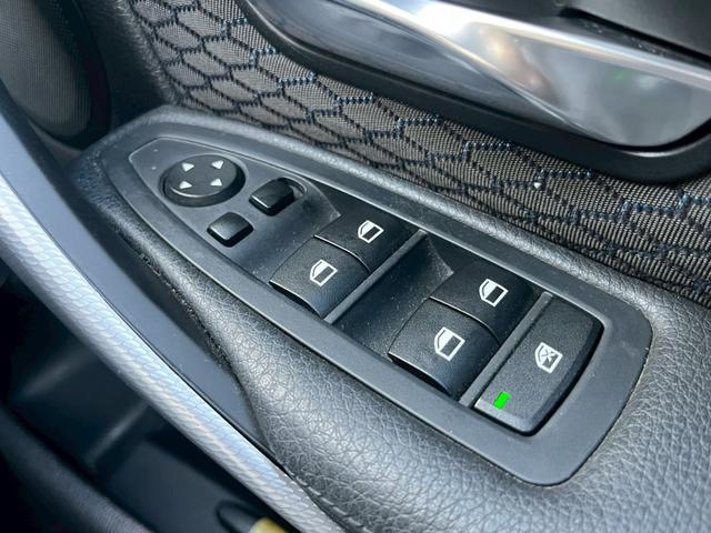 3シリーズ 320iツーリング Mスポーツ 純正ナビ・バックカメラ・Bluetooth・ETC・パワーバックドア・パワーシート・アイドリングストップ・純正アルミホイール・スマートキー・ウインカーミラー・フォグランプ・ステアリングリモコン(29枚目)