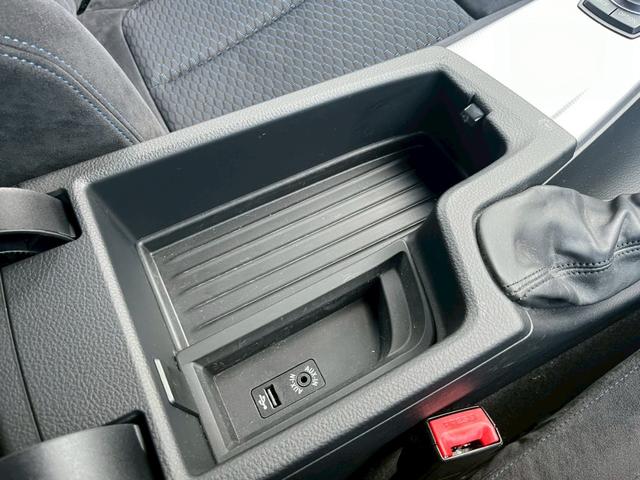 3シリーズ 320iツーリング Mスポーツ 純正ナビ・バックカメラ・Bluetooth・ETC・パワーバックドア・パワーシート・アイドリングストップ・純正アルミホイール・スマートキー・ウインカーミラー・フォグランプ・ステアリングリモコン(30枚目)