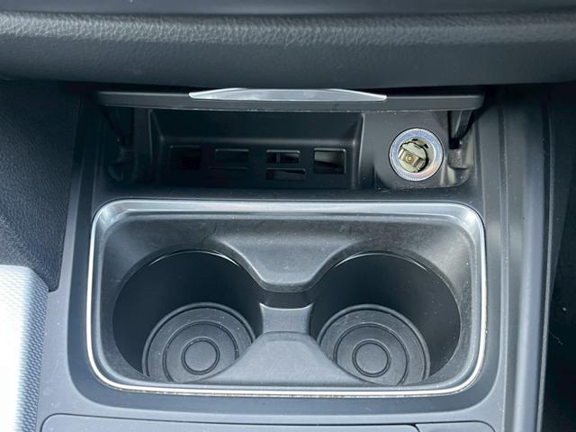 3シリーズ 320iツーリング Mスポーツ 純正ナビ・バックカメラ・Bluetooth・ETC・パワーバックドア・パワーシート・アイドリングストップ・純正アルミホイール・スマートキー・ウインカーミラー・フォグランプ・ステアリングリモコン(31枚目)