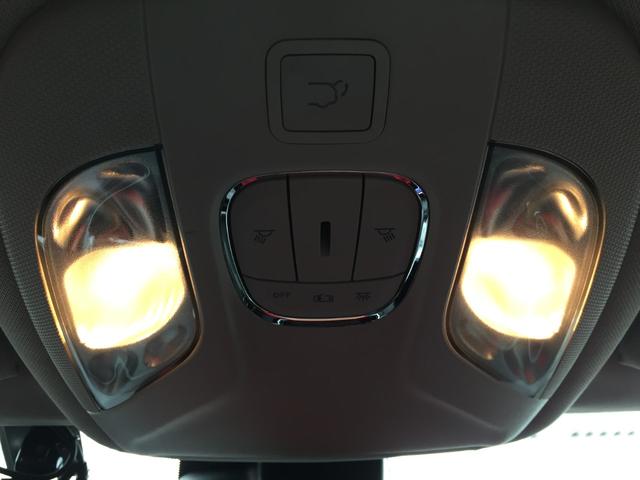 ジープ・コマンダー ロンジチュード 1オーナー ナビ地デジバックカメラ ハーフレザーシート スマートキー LEDヘッドライト 純正アルミ 前後ドライブレコーダー(19枚目)