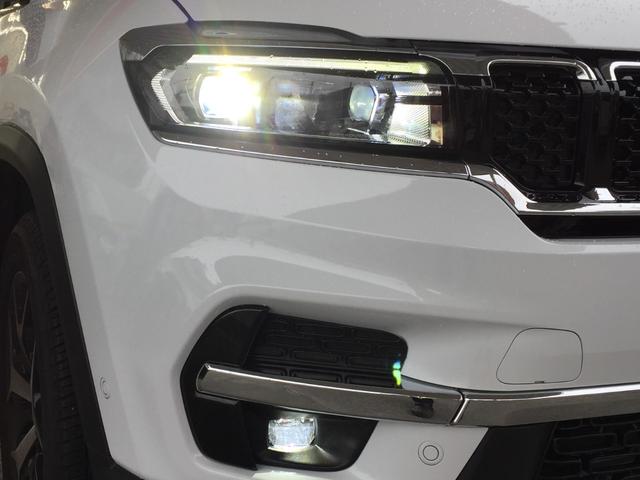 ジープ・コマンダー ロンジチュード 1オーナー ナビ地デジバックカメラ ハーフレザーシート スマートキー LEDヘッドライト 純正アルミ 前後ドライブレコーダー(24枚目)