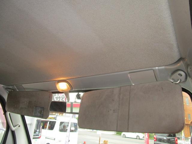 キャリイトラック KC 4WD エアコン パワステ CDオーディオ ETC 荷台ライト(12枚目)