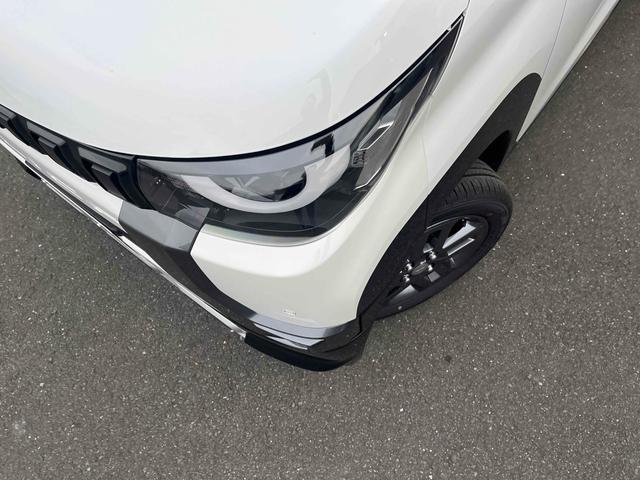 デリカミニ Ｔ　プレミアム　４ＷＤ　全周囲カメラ　ＧＥＯＬＡＮＤＡＲＸ－ＡＴタイヤ　クリアランスソナー　クルーズコントロール　衝突被害軽減システム　ＬＥＤヘッドランプ　スマートキー　　両側電動スライドドア　届出済未使用車（30枚目）
