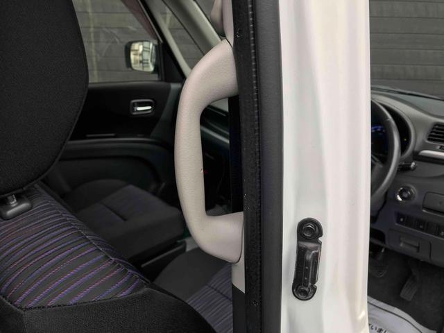 ソリオバンディット ベースグレード　フロントドライブレコーダー　ＥＴＣ　バックカメラ　ナビゲーション　ＴＶ　両側電動スライドドア　オートライト　ＨＩＤ　スマートキー　電動格納ミラー　ＣＶＴ　純正アルミホイール　Ｂｌｕｅｔｏｏｔｈ（40枚目）