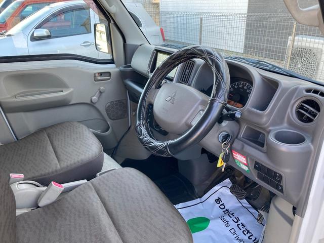 ミニキャブバン M 切替式4WD 2速発進 社外ナビ TV Bカメラ Bluetooth キーレス 社外アルミ バイザー ワンオーナー ディーラー記録簿 1年保証付(18枚目)