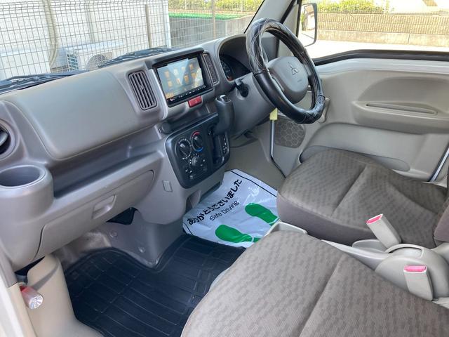 ミニキャブバン M 切替式4WD 2速発進 社外ナビ TV Bカメラ Bluetooth キーレス 社外アルミ バイザー ワンオーナー ディーラー記録簿 1年保証付(25枚目)