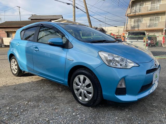 アクア Ｓ　純正ナビ　バックカメラ　ＥＴＣ　ドラレコ　オートエアコン　オートライト　フルセグ　Ｂｌｕｅｔｏｏｔｈ接続　ＣＤ／ＤＶＤ再生　スマートキー　　電動格納ミラー　１年保証付（4枚目）