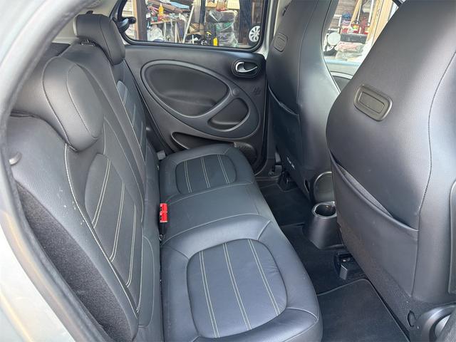 スマートフォーフォー プライム 衝突軽減装置 ガラスルーフ シートヒーター Bluetooth ETCオートエアコン クリアランスソナー(19枚目)