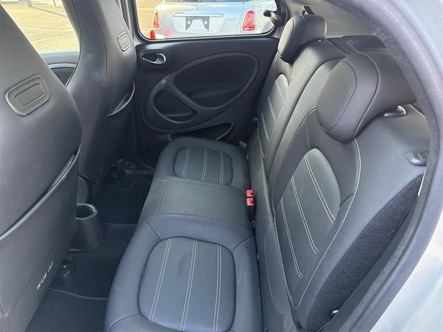 スマートフォーフォー プライム 衝突軽減装置 ガラスルーフ シートヒーター Bluetooth ETCオートエアコン クリアランスソナー(20枚目)