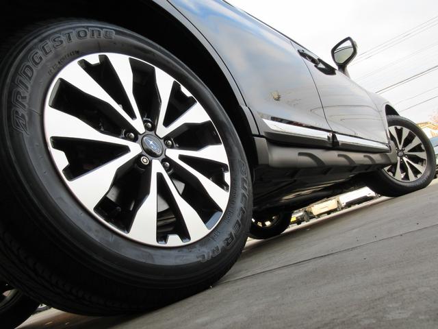 レガシィアウトバック リミテッド　／黒革暖パワーシート／全席ヒーター／追従クルコン／アイサイトＶｅｒ３／Ｐリアゲート／ＬＥＤオートライト／フォグ／フルフラット／トノカバー／ドラレコ／ＥＴＣ／ＢＳＭ／ＸＭＯＤＥ／ＵＳＢ充電／ＢＴ接続／（10枚目）