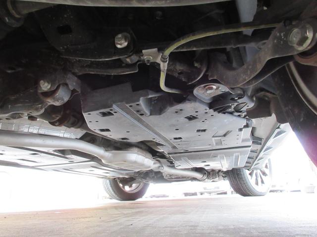 レガシィアウトバック リミテッド　／黒革暖パワーシート／全席ヒーター／追従クルコン／アイサイトＶｅｒ３／Ｐリアゲート／ＬＥＤオートライト／フォグ／フルフラット／トノカバー／ドラレコ／ＥＴＣ／ＢＳＭ／ＸＭＯＤＥ／ＵＳＢ充電／ＢＴ接続／（15枚目）