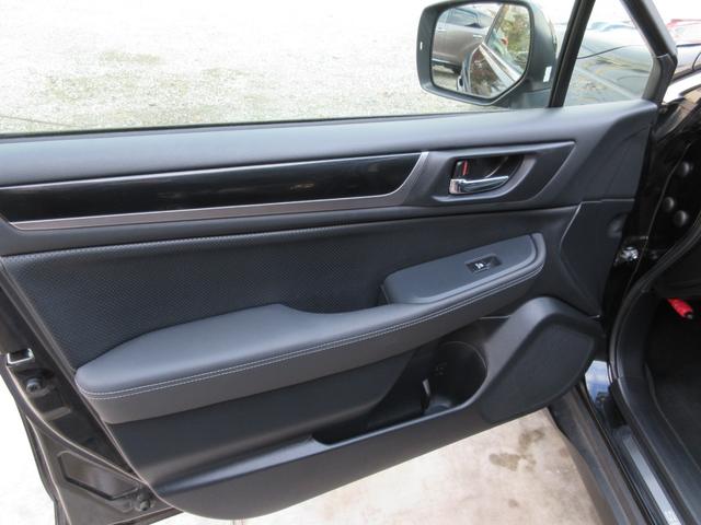 レガシィアウトバック リミテッド　／黒革暖パワーシート／全席ヒーター／追従クルコン／アイサイトＶｅｒ３／Ｐリアゲート／ＬＥＤオートライト／フォグ／フルフラット／トノカバー／ドラレコ／ＥＴＣ／ＢＳＭ／ＸＭＯＤＥ／ＵＳＢ充電／ＢＴ接続／（45枚目）