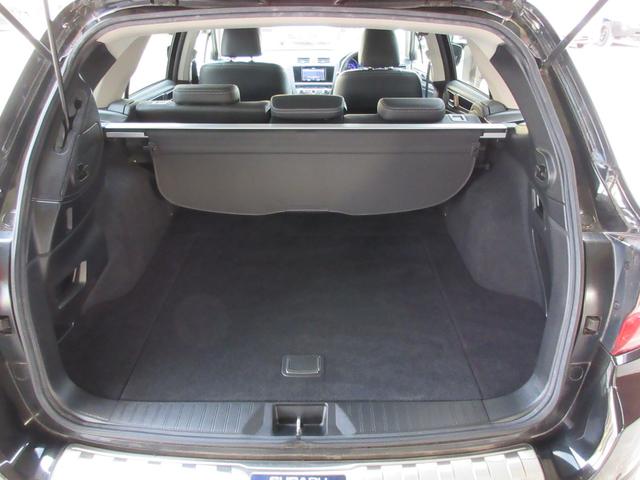 レガシィアウトバック リミテッド　／黒革暖パワーシート／全席ヒーター／追従クルコン／アイサイトＶｅｒ３／Ｐリアゲート／ＬＥＤオートライト／フォグ／フルフラット／トノカバー／ドラレコ／ＥＴＣ／ＢＳＭ／ＸＭＯＤＥ／ＵＳＢ充電／ＢＴ接続／（58枚目）