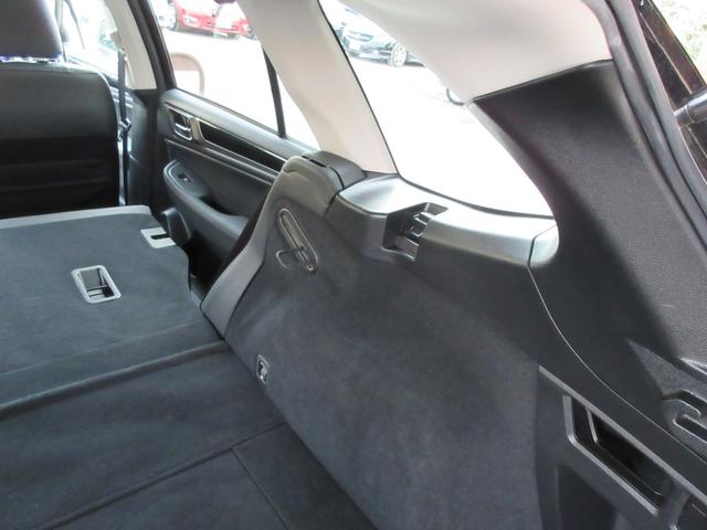 レガシィアウトバック リミテッド　／黒革暖パワーシート／全席ヒーター／追従クルコン／アイサイトＶｅｒ３／Ｐリアゲート／ＬＥＤオートライト／フォグ／フルフラット／トノカバー／ドラレコ／ＥＴＣ／ＢＳＭ／ＸＭＯＤＥ／ＵＳＢ充電／ＢＴ接続／（63枚目）