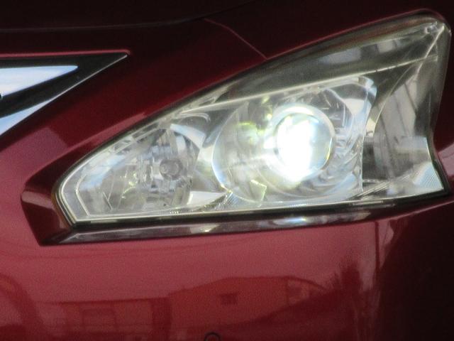 ティアナ ＸＶ　／全方位カメラ／冷暖黒革Ｐシート／オットマン／衝突軽減／車線逸脱／後方検知／クルコン／純正ＳＤナビ／ＤＶＤ再／ＢＴ接続／フルセグＴＶ／ＥＴＣ／インテリキー×２／純１７ＡＷ／ＨＩＤオートライト／（2枚目）