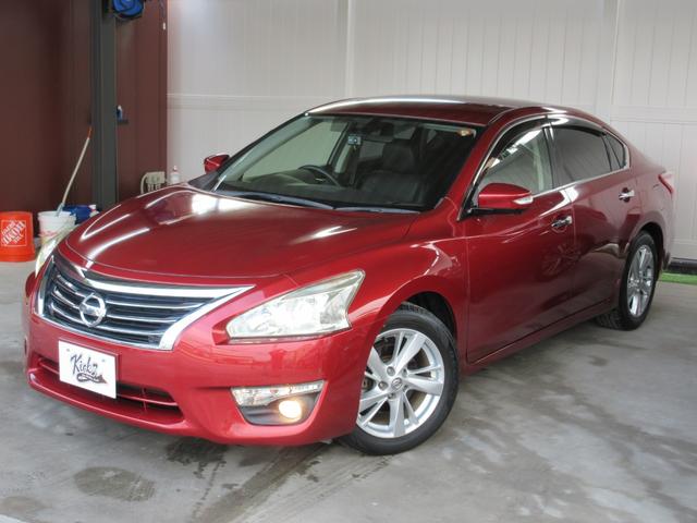 ティアナ ＸＶ　／全方位カメラ／冷暖黒革Ｐシート／オットマン／衝突軽減／車線逸脱／後方検知／クルコン／純正ＳＤナビ／ＤＶＤ再／ＢＴ接続／フルセグＴＶ／ＥＴＣ／インテリキー×２／純１７ＡＷ／ＨＩＤオートライト／（4枚目）