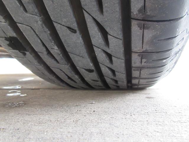 ティアナ ＸＶ　／全方位カメラ／冷暖黒革Ｐシート／オットマン／衝突軽減／車線逸脱／後方検知／クルコン／純正ＳＤナビ／ＤＶＤ再／ＢＴ接続／フルセグＴＶ／ＥＴＣ／インテリキー×２／純１７ＡＷ／ＨＩＤオートライト／（14枚目）