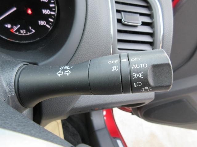 ティアナ ＸＶ　／全方位カメラ／冷暖黒革Ｐシート／オットマン／衝突軽減／車線逸脱／後方検知／クルコン／純正ＳＤナビ／ＤＶＤ再／ＢＴ接続／フルセグＴＶ／ＥＴＣ／インテリキー×２／純１７ＡＷ／ＨＩＤオートライト／（31枚目）