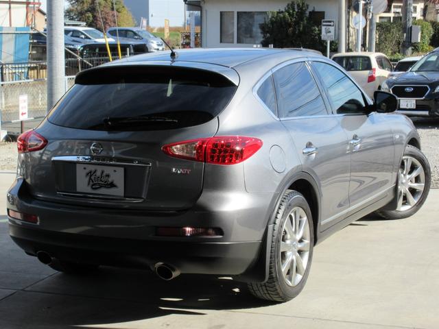 スカイラインクロスオーバー 370GT タイプP /全周囲カメラ/7AT/BOSEサウンド/HDDナビ/BT接続/フルセグTV/DVD再/CD録/USB接/ETC/HIDオートライト/フォグ/純18AW/黒革暖Pシート/前後ドラレコ/インテリ×2(10枚目)