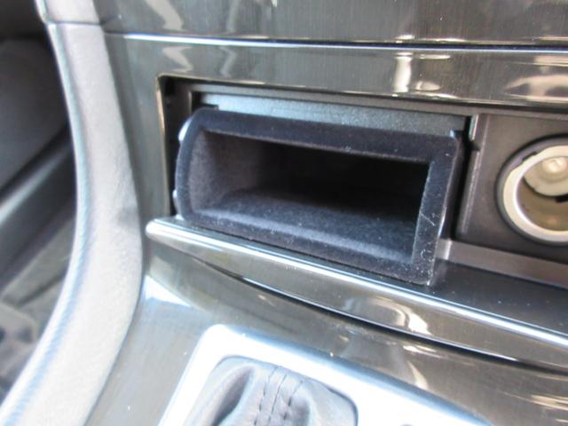 スカイラインクロスオーバー 370GT タイプP /全周囲カメラ/7AT/BOSEサウンド/HDDナビ/BT接続/フルセグTV/DVD再/CD録/USB接/ETC/HIDオートライト/フォグ/純18AW/黒革暖Pシート/前後ドラレコ/インテリ×2(41枚目)