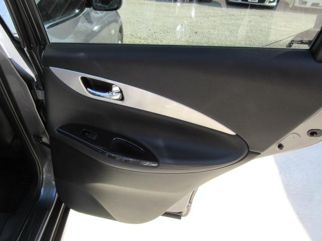 スカイラインクロスオーバー 370GT タイプP /全周囲カメラ/7AT/BOSEサウンド/HDDナビ/BT接続/フルセグTV/DVD再/CD録/USB接/ETC/HIDオートライト/フォグ/純18AW/黒革暖Pシート/前後ドラレコ/インテリ×2(50枚目)