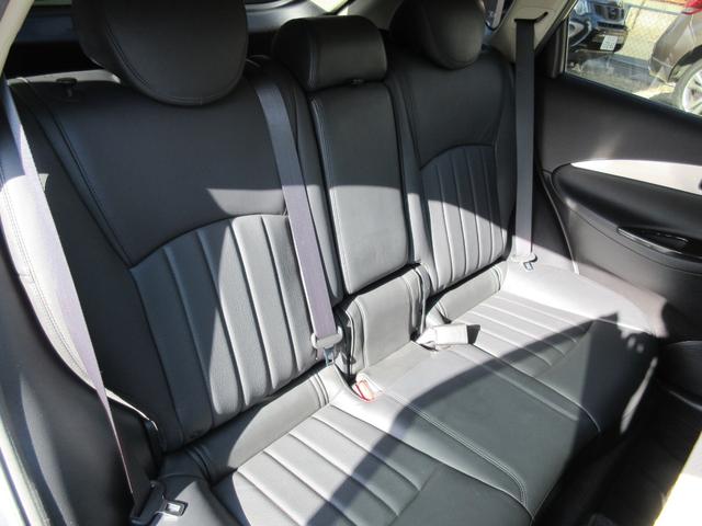 スカイラインクロスオーバー 370GT タイプP /全周囲カメラ/7AT/BOSEサウンド/HDDナビ/BT接続/フルセグTV/DVD再/CD録/USB接/ETC/HIDオートライト/フォグ/純18AW/黒革暖Pシート/前後ドラレコ/インテリ×2(52枚目)