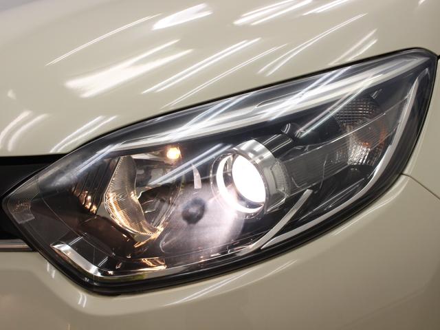 キャプチャー プレミアム 6ヶ月保証/黒レザ-シ-ト/シ-トヒ-タ-/バックカメラ/メモリ-ナビ/TV走行可/Bluetooth/純17AW/2023年タイヤ/ミュ-ジックサ-バ/DVD再生/HID/クルコン/1200/ターボ(15枚目)