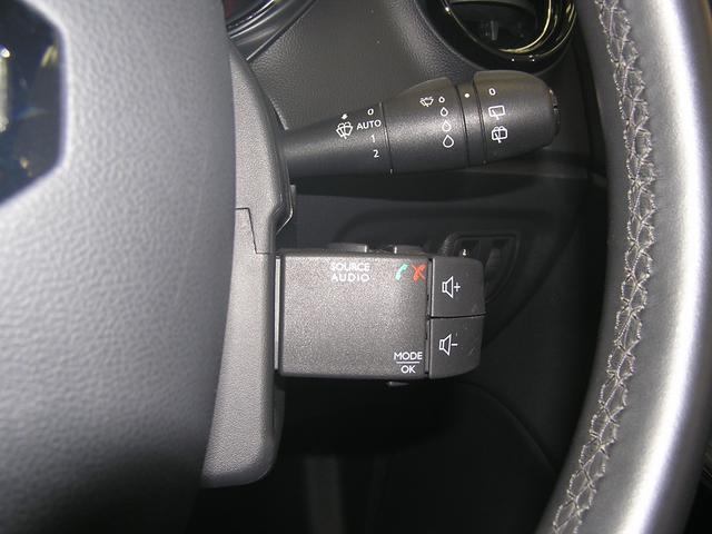 キャプチャー プレミアム 6ヶ月保証/黒レザ-シ-ト/シ-トヒ-タ-/バックカメラ/メモリ-ナビ/TV走行可/Bluetooth/純17AW/2023年タイヤ/ミュ-ジックサ-バ/DVD再生/HID/クルコン/1200/ターボ(48枚目)