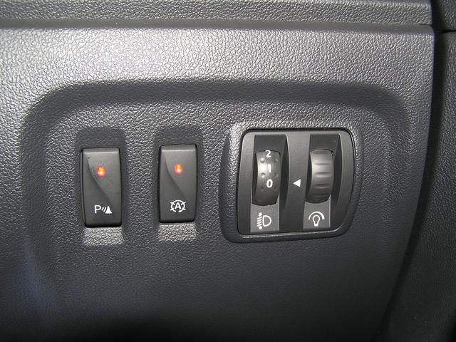 キャプチャー プレミアム 6ヶ月保証/黒レザ-シ-ト/シ-トヒ-タ-/バックカメラ/メモリ-ナビ/TV走行可/Bluetooth/純17AW/2023年タイヤ/ミュ-ジックサ-バ/DVD再生/HID/クルコン/1200/ターボ(49枚目)