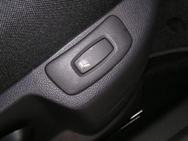 キャプチャー プレミアム 6ヶ月保証/黒レザ-シ-ト/シ-トヒ-タ-/バックカメラ/メモリ-ナビ/TV走行可/Bluetooth/純17AW/2023年タイヤ/ミュ-ジックサ-バ/DVD再生/HID/クルコン/1200/ターボ(50枚目)