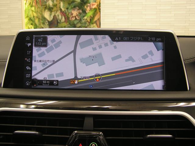 ナビゲーションは純正ナビになります。地デジ・Ｂｌｕｅｔｏｏｔｈ対応・ミュージックサーバー・ＤＶＤ再生など多機能なナビです。当社ではドラレコ取付等も行っております。詳細は担当者まで！