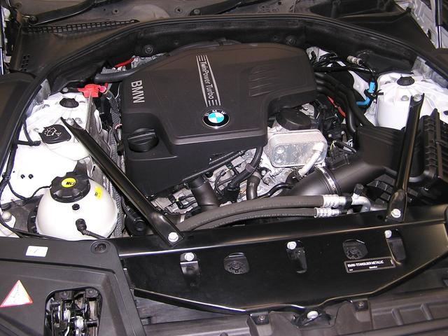 BMW 5 SERIES 523i M-SPORT PACKAGE