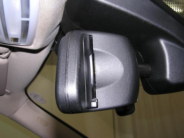 ３シリーズ ３２８ｉグランツーリスモ　ラグジュアリー　２ＬターボＥ／Ｇ　ベージュ革　シートヒータ　シートメモリ　純正ナビ　地デジ　Ｂｌｕｅｔｏｏｔｈ　ＵＳＢ　ＥＴＣ　クルコン　Ｂカメラ　電動ウイング　電動ハッチ　アイドルストップ　記録簿・取扱説明書説有り（18枚目）