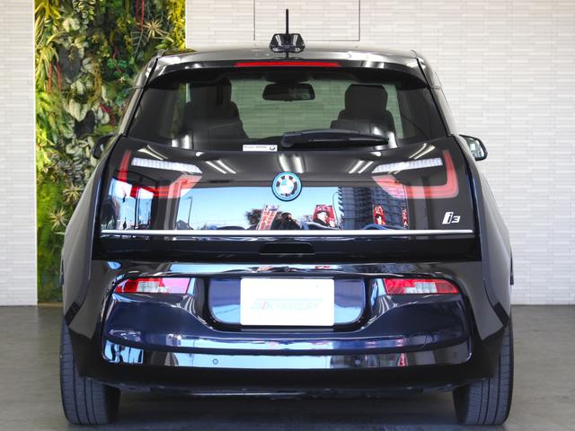 ｉ３ ロッジ　レンジ・エクステンダー装備車　後期型　１２０Ａｈ４２ＫＷ　純正２０インチＡＷ　ハーフレザー　シートヒーター　純正ナビ　ブルートゥース　ＵＳＢ　ＥＴＣ　バックカメラ　衝突警告　ＡＣＣ（14枚目）