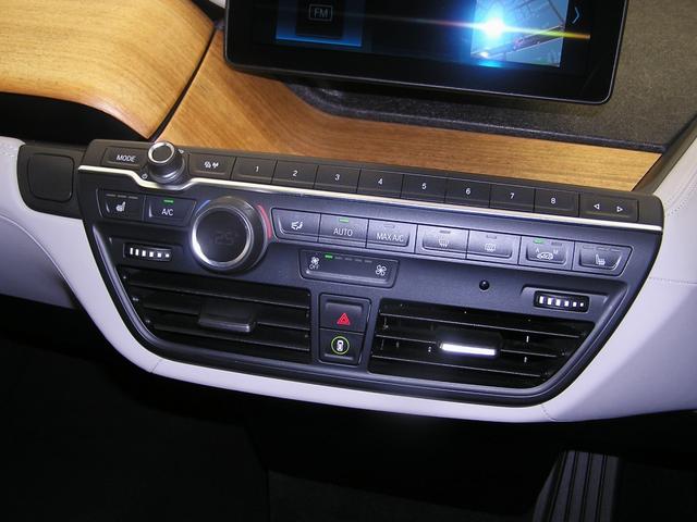 ｉ３ ロッジ　レンジ・エクステンダー装備車　後期型　１２０Ａｈ４２ＫＷ　純正２０インチＡＷ　ハーフレザー　シートヒーター　純正ナビ　ブルートゥース　ＵＳＢ　ＥＴＣ　バックカメラ　衝突警告　ＡＣＣ（22枚目）