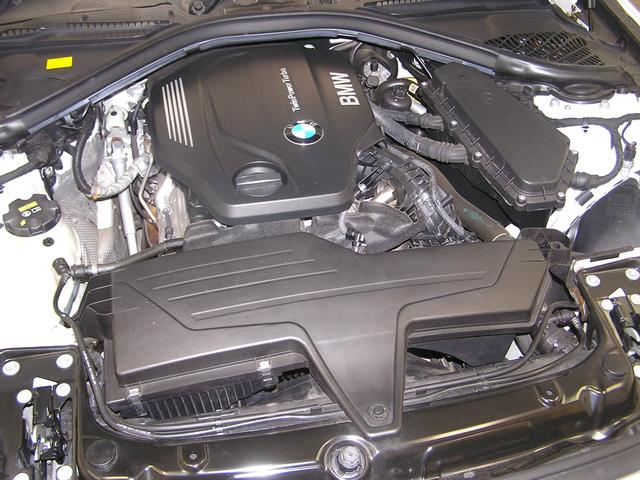 3シリーズ 320d Mスポーツ ジーゼルターボ 後期モデル 純正ナビ Bluetooth ACC レーンキープ Bカメ ソナー パワーシート ETC 記録簿・保証書・スペアキー付 LEDライト アイドルストップ 8AT19インチAW(8枚目)