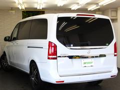 Ｈ２７年　メルセデスベンツＶ２２０ｄロング　Ｄ車　右Ｈ　実走行３．６万キロを入庫致しましたのでご紹介させて頂きます。外装の状態は綺麗な状態で目立つ傷等もございません。 5