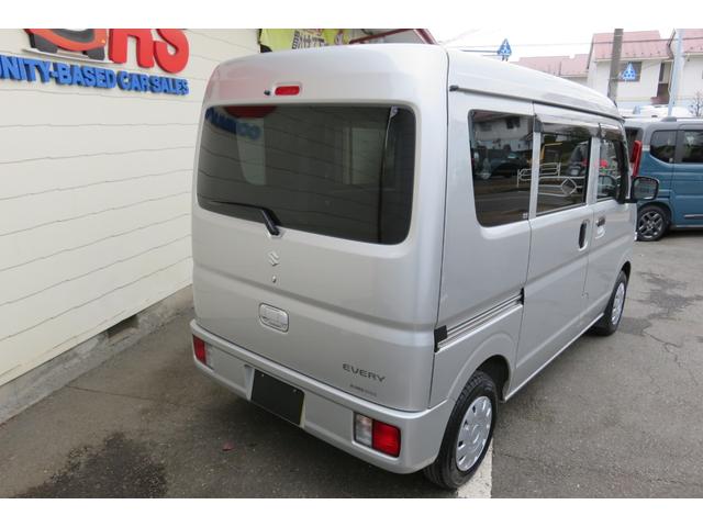 エブリイ PAリミテッド 5MT カロッツェリア7型地デジナビ バックカメラ Bluetooth ETC 両側スライドドア キーレス 横滑り防止 パワステ パワーウィンドウ エアコン 社外ホイールキャップ(14枚目)