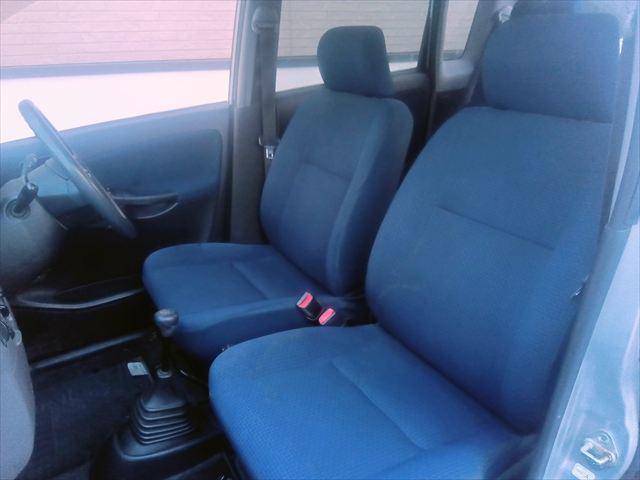 ムーヴ Ｌ　マット塗装／マニュアル／キーレス／電動格納ミラー／ドアバイザー／リアワイパー／リアフィルム／ＣＤ（18枚目）